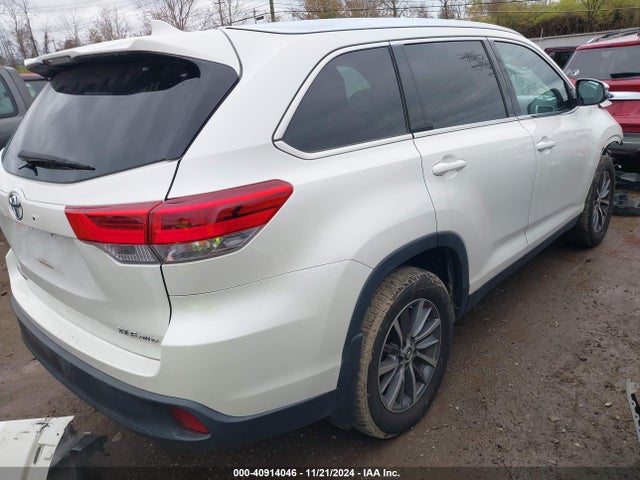 5TDJZRFH4KS608082 Toyota Highlander Xle