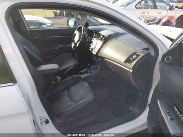 JA4AR4AW1JZ004585 Mitsubishi Outlander Sport 2.4 Sel