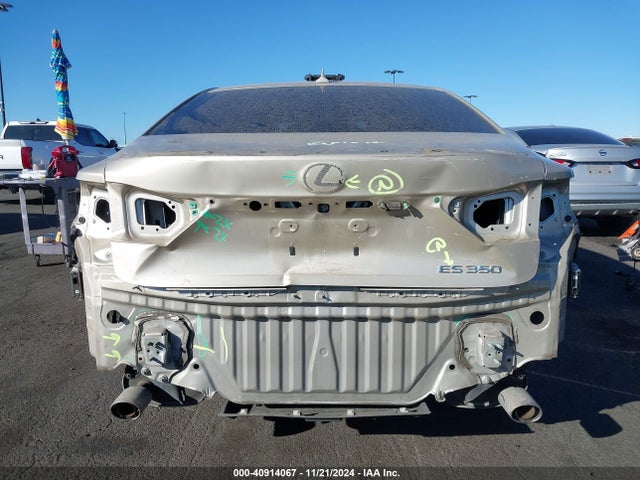 JTHBK1GG0E2138336 Lexus ES 350