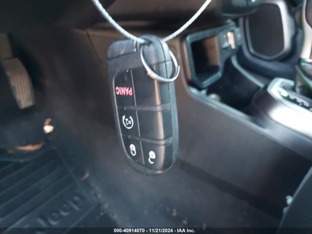 ZACCJADB5JPJ18503 Jeep Renegade Limited Fwd