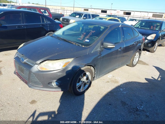 Ford FOCUS SE 2014 1FADP3F20EL141671 Image 2