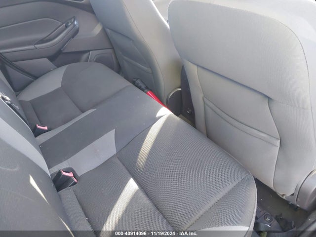 Ford FOCUS SE 2014 1FADP3F20EL141671 Image 8