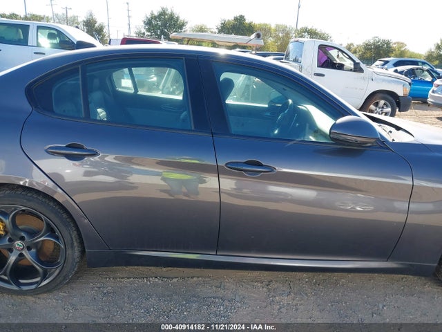 Alfa Romeo Giulia Ti Sport Awd 2019 ZARFANBN4K7611937 Image 12