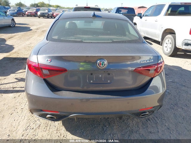 Alfa Romeo Giulia Ti Sport Awd 2019 ZARFANBN4K7611937 Image 15