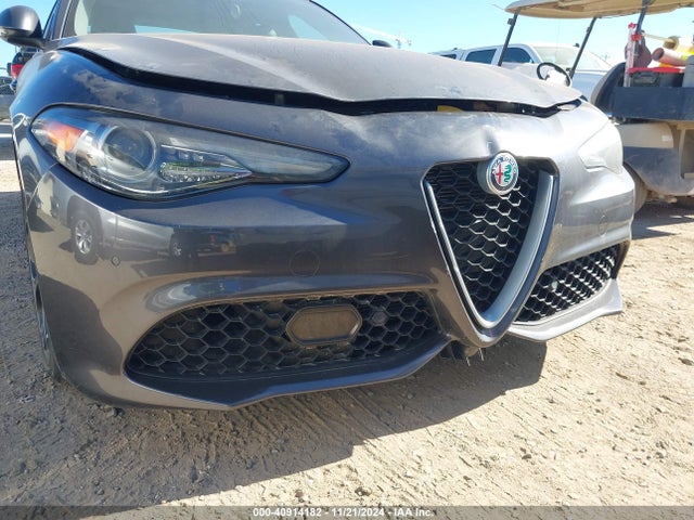 Alfa Romeo Giulia Ti Sport Awd 2019 ZARFANBN4K7611937 Image 6