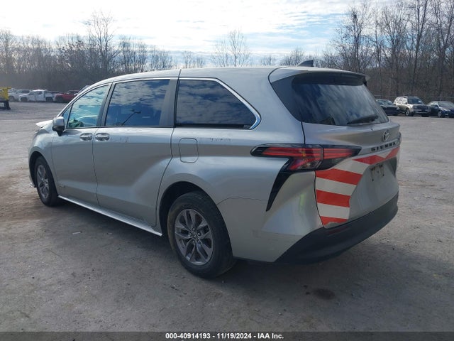 5TDKSKFC1MS036492 Toyota SIENNA LE