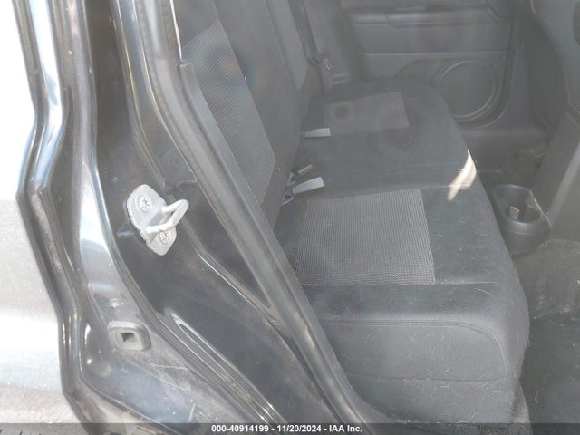 1C4NJRFB4ED720241 Jeep Patriot Latitude