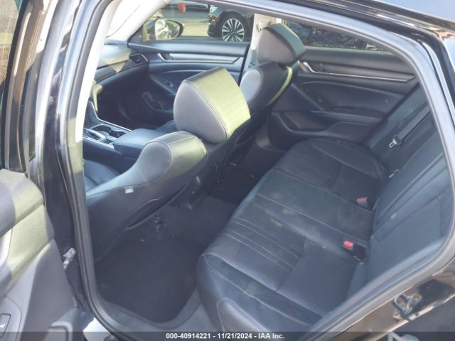 1HGCV1F9XJA065414 Honda Accord Touring