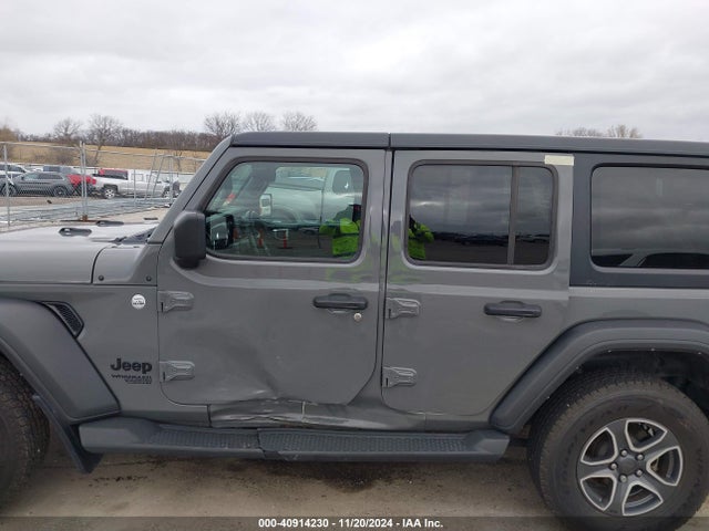 1C4HJXDG6MW750988 Jeep Wrangler Unlimited Sport S 4x4