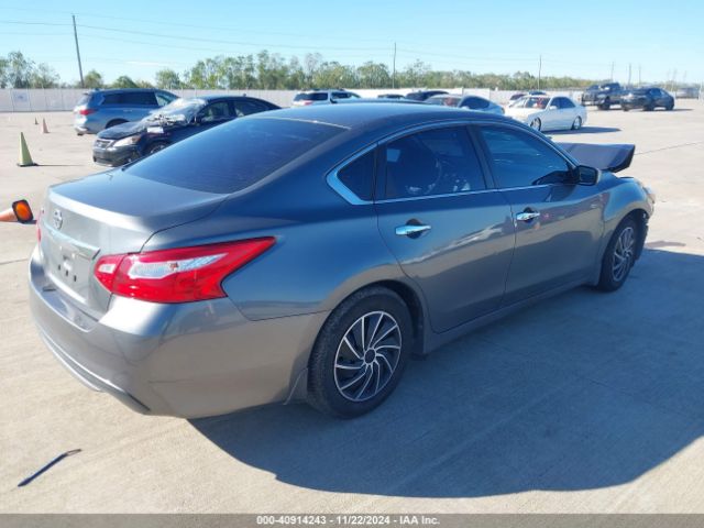 1N4AL3AP7HN340713 Nissan Altima 2.5 S