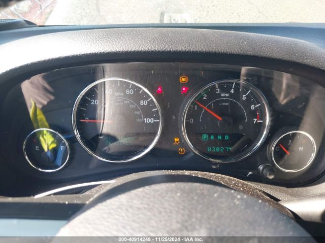 1C4HJWDG9FL568488 Jeep Wrangler Unlimited Freedom Edition