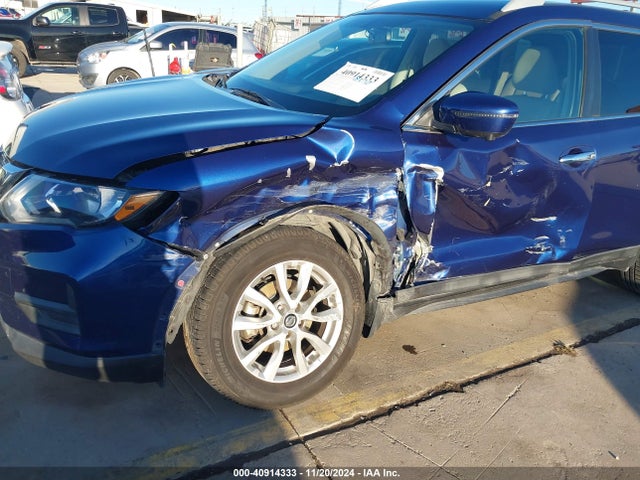 Nissan ROGUE SV 2017 5N1AT2MT2HC737332 Image 6