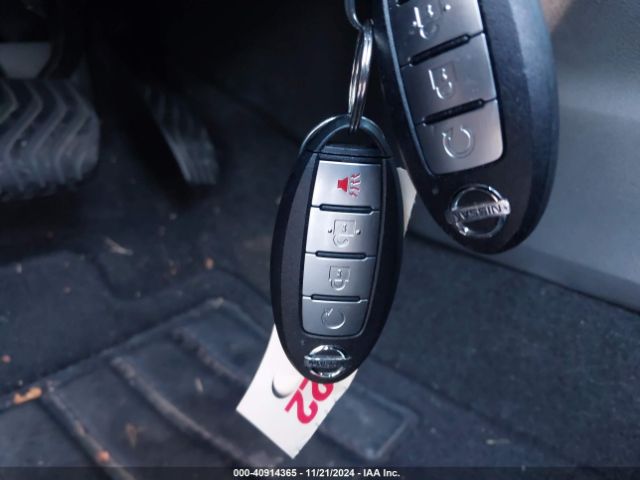 5N1AT3BA6MC772246 Nissan Rogue Sv Fwd