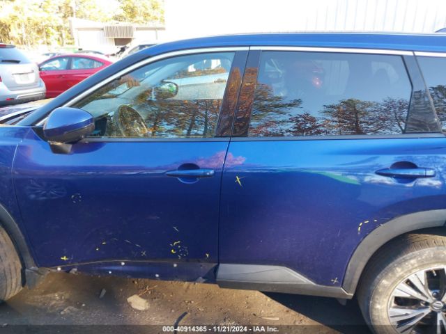 5N1AT3BA6MC772246 Nissan Rogue Sv Fwd