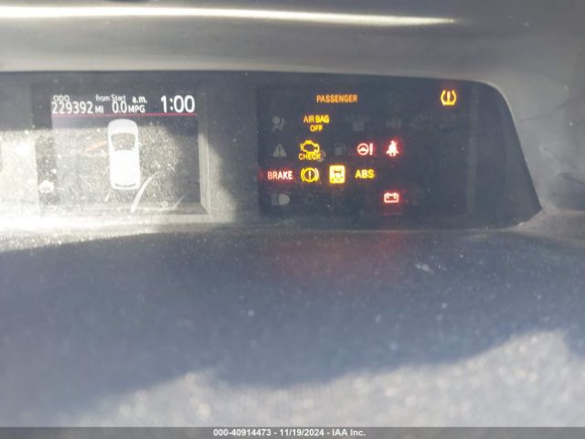 JTDKDTB32F1110427 Toyota Prius C One