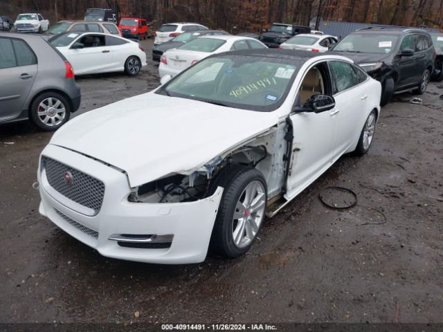 2017 JAGUAR XJ SAJWA2G73H8W04310 Photo 5