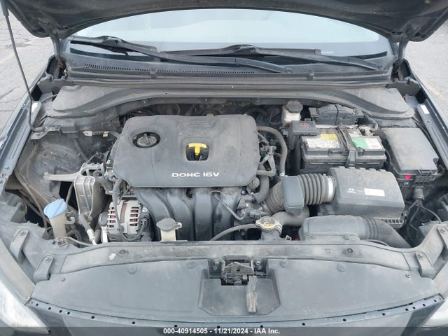Hyundai ELANTRA SE 2017 KMHD74LF5HU084689 Image 10