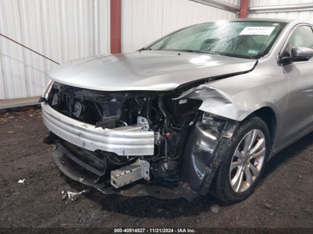 1C3CCCAB2FN700978 Chrysler 200 Limited