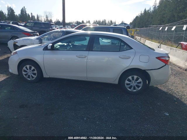 Toyota Corolla Le Eco 2015 5YFBPRHE3FP252204 Image 14