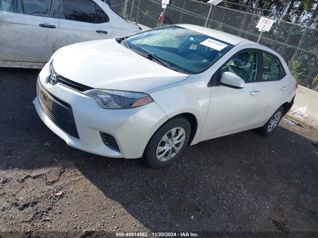 Toyota Corolla Le Eco 2015 5YFBPRHE3FP252204 Image 2