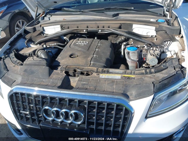 Audi Q5 2.0t Premium 2016 WA1L2AFP8GA098114 Image 10
