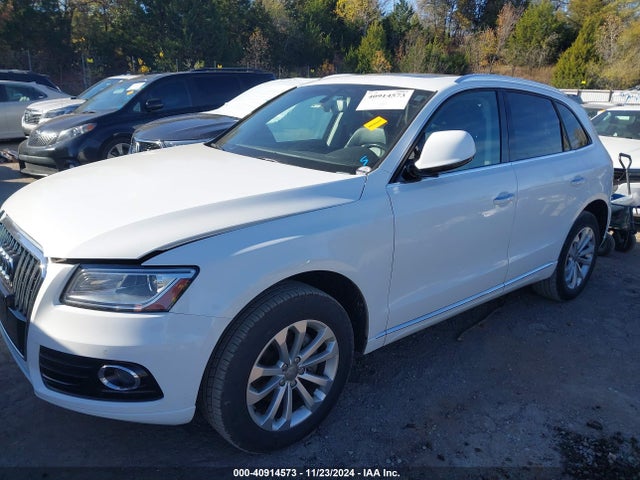 Audi Q5 2.0t Premium 2016 WA1L2AFP8GA098114 Image 14