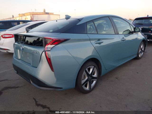 JTDKARFU7H3033477 Toyota Prius Three Touring