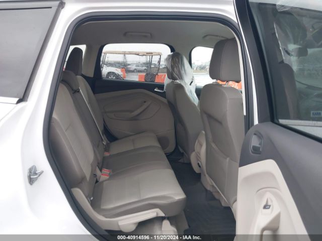 1FMCU0GXXFUB96076 Ford ESCAPE SE