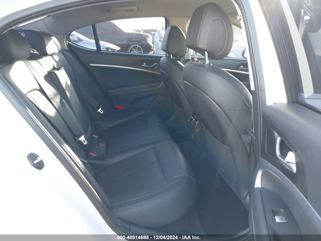 KMTG64LA8LU060325 Genesis G70 2.0t Rwd