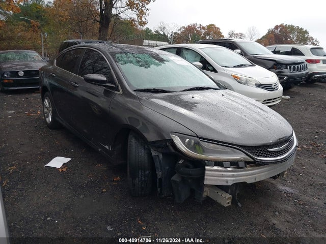 Chrysler 200 Limited 2015 1C3CCCAB4FN575644 главное изображение