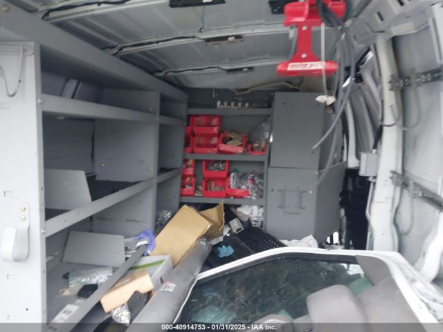 1GCWGAFP8K1301998 Chevrolet Express 2500 Work Van
