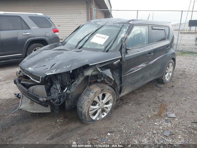 KIA SOUL + 2015 KNDJP3A52F7782085 Image 2
