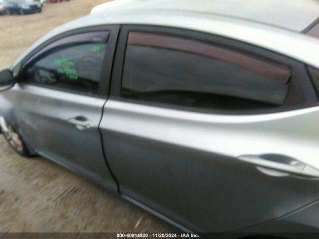 5NPDH4AE5FH573130 Hyundai ELANTRA SE