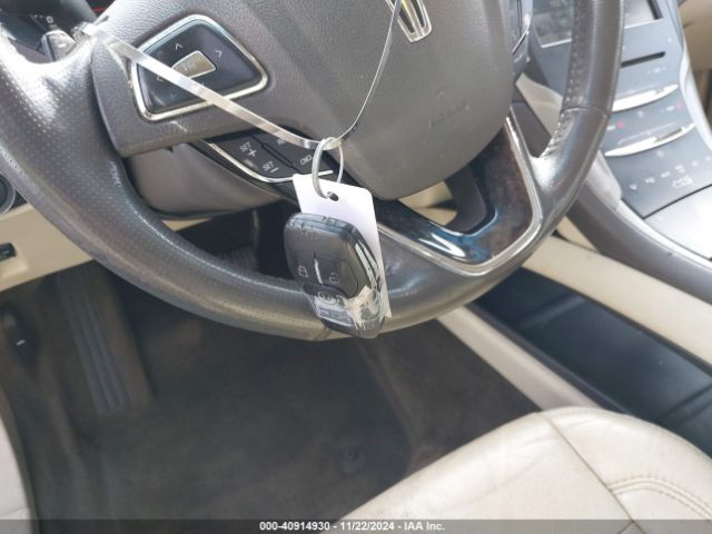 3LN6L2J92ER821100 Lincoln MKZ