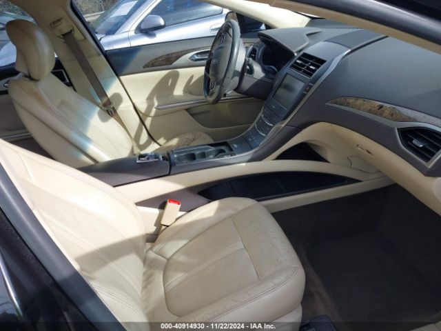 3LN6L2J92ER821100 Lincoln MKZ