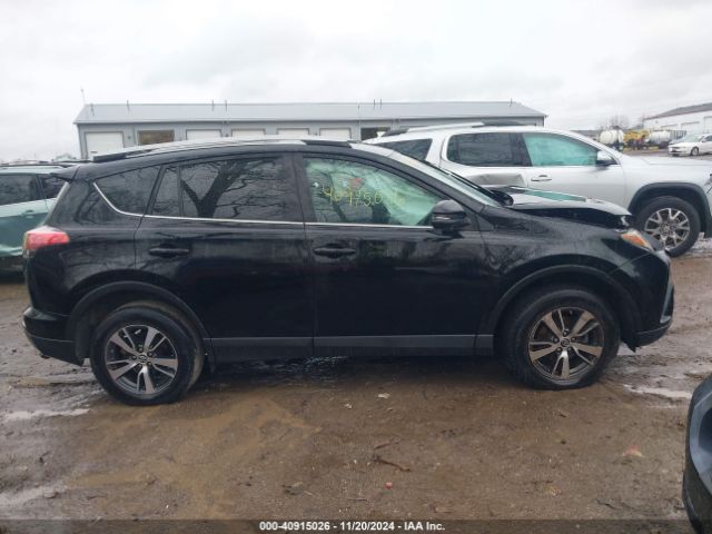 2T3WFREV7JW412415 Toyota Rav4 Adventure/xle