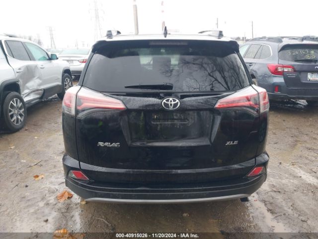 2T3WFREV7JW412415 Toyota Rav4 Adventure/xle