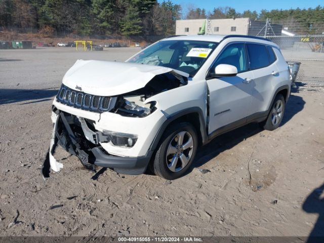 3C4NJCBB1JT124219 Jeep Compass Latitude Fwd