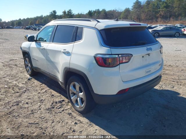 3C4NJCBB1JT124219 Jeep Compass Latitude Fwd