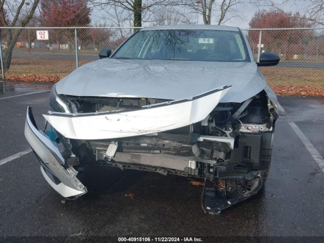 1N4BL4DW0RN425939 Nissan Altima Sv Intelligent Awd