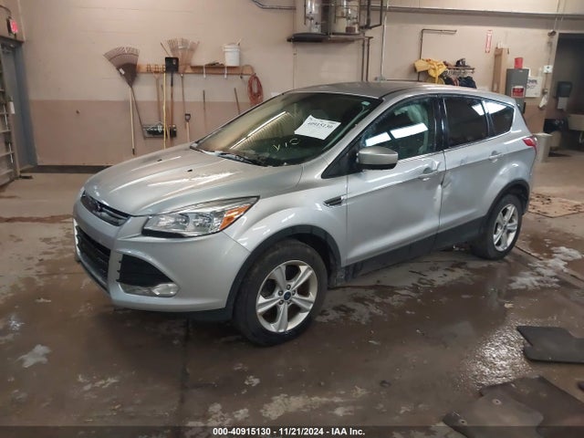 Ford ESCAPE SE 2015 1FMCU9G9XFUB62578 Image 2