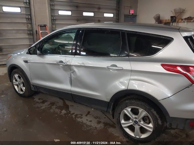 Ford ESCAPE SE 2015 1FMCU9G9XFUB62578 Image 6