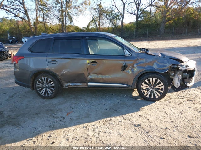 Mitsubishi mivec 2019 JA4AD2A39KZ016848 Image 13