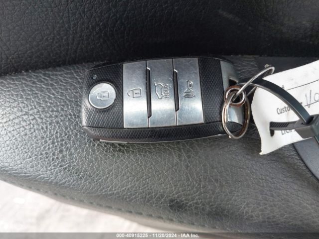 5XYKUDA75EG460112 KIA Sorento Ex V6