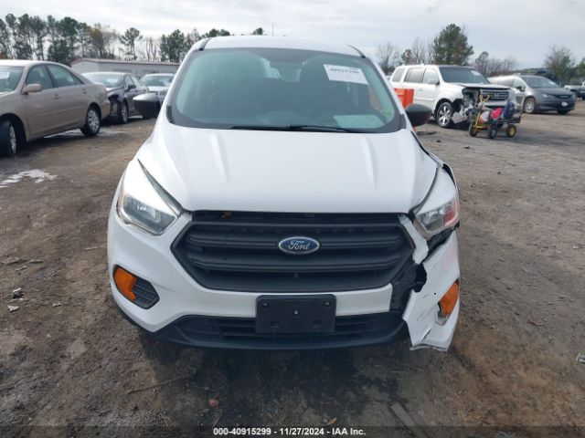 1FMCU0F70HUE02381 Ford ESCAPE S
