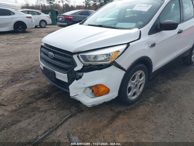 1FMCU0F70HUE02381 Ford ESCAPE S