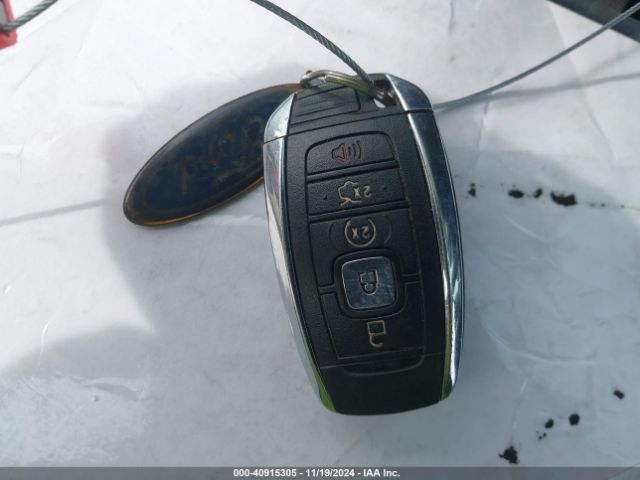 5LMCJ2C98JUL20668 Lincoln MKC SELECT