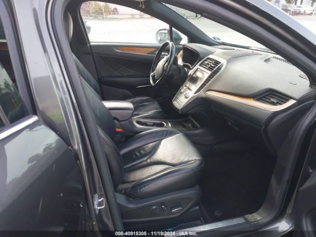 5LMCJ2C98JUL20668 Lincoln MKC SELECT