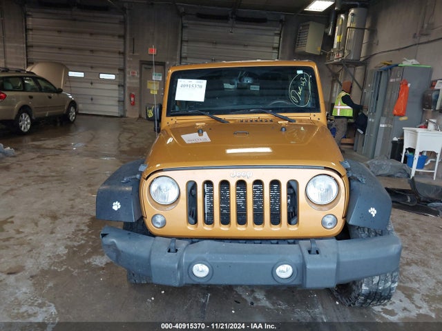 1C4BJWDG1EL250594 Jeep Wrangler Unlimited Sport