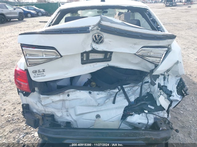 3VW4T7AJ3HM374858 Volkswagen JETTA GLI
